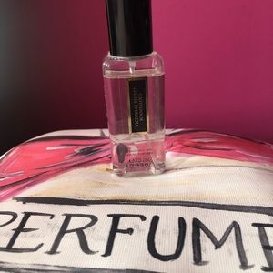 Victoria Secret Scandalous spray